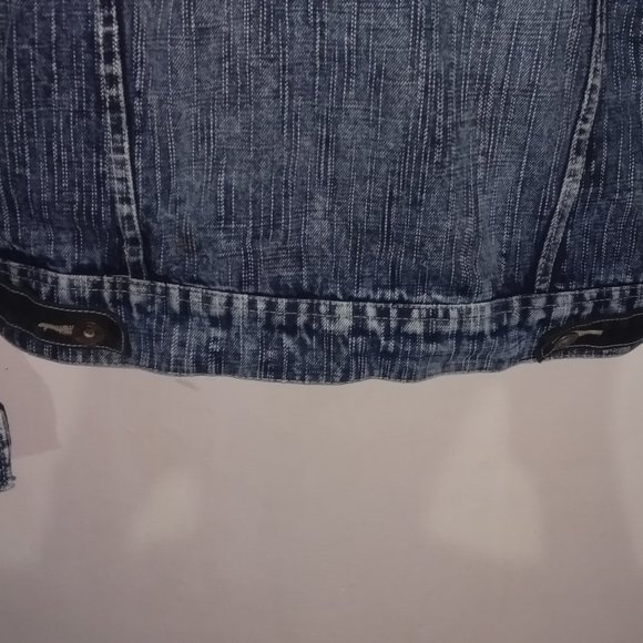 High quality Denim jacket - Picture 8 of 9